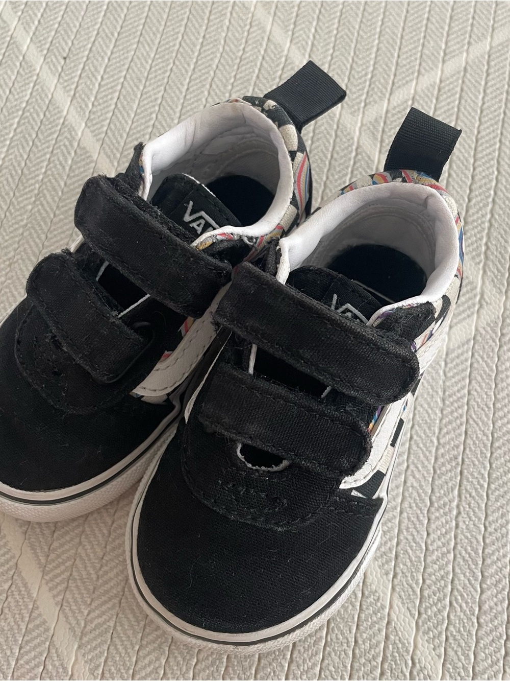 Vans Toddler Ward V Rainbow Checkerboard Multi Toddler Size 4